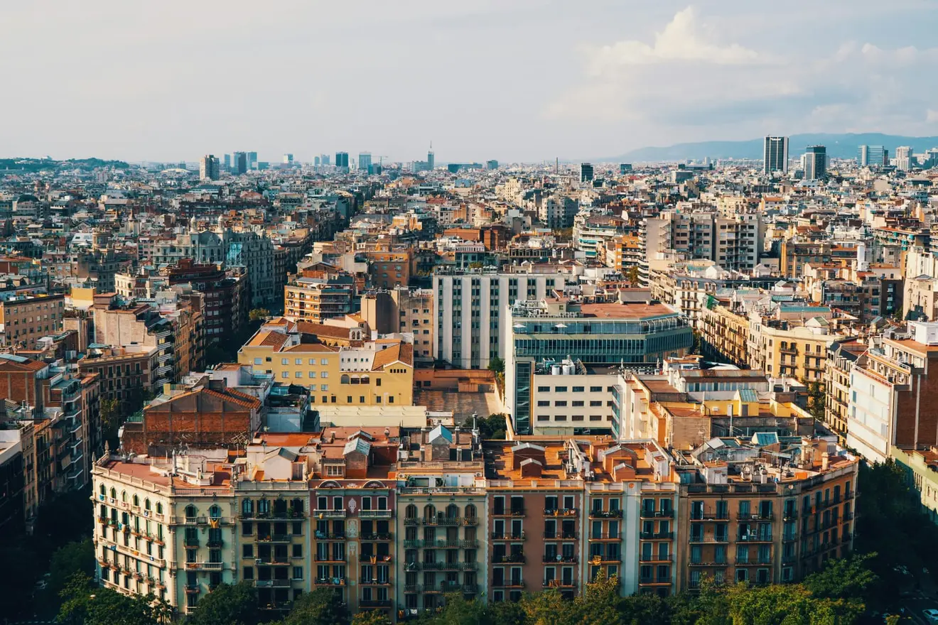 Working from Spain on a fully remote contract. UGE-CE reads the role as your paperwork describes it, not as you intend to live it